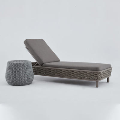 Outdoor Furniture Pool Sun Rope Woven Chaise Lounge Chair Khaki Untuk Kolam Teras Taman