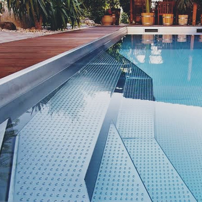 Struktur Stainless Steel Mewah Pool Steel Panel Liner Untuk Villa Hotel Dalam Ruangan